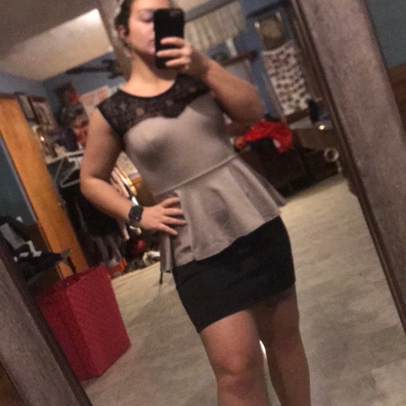 PEPLUM DRESS🌸💋 - Picture 2 of 4